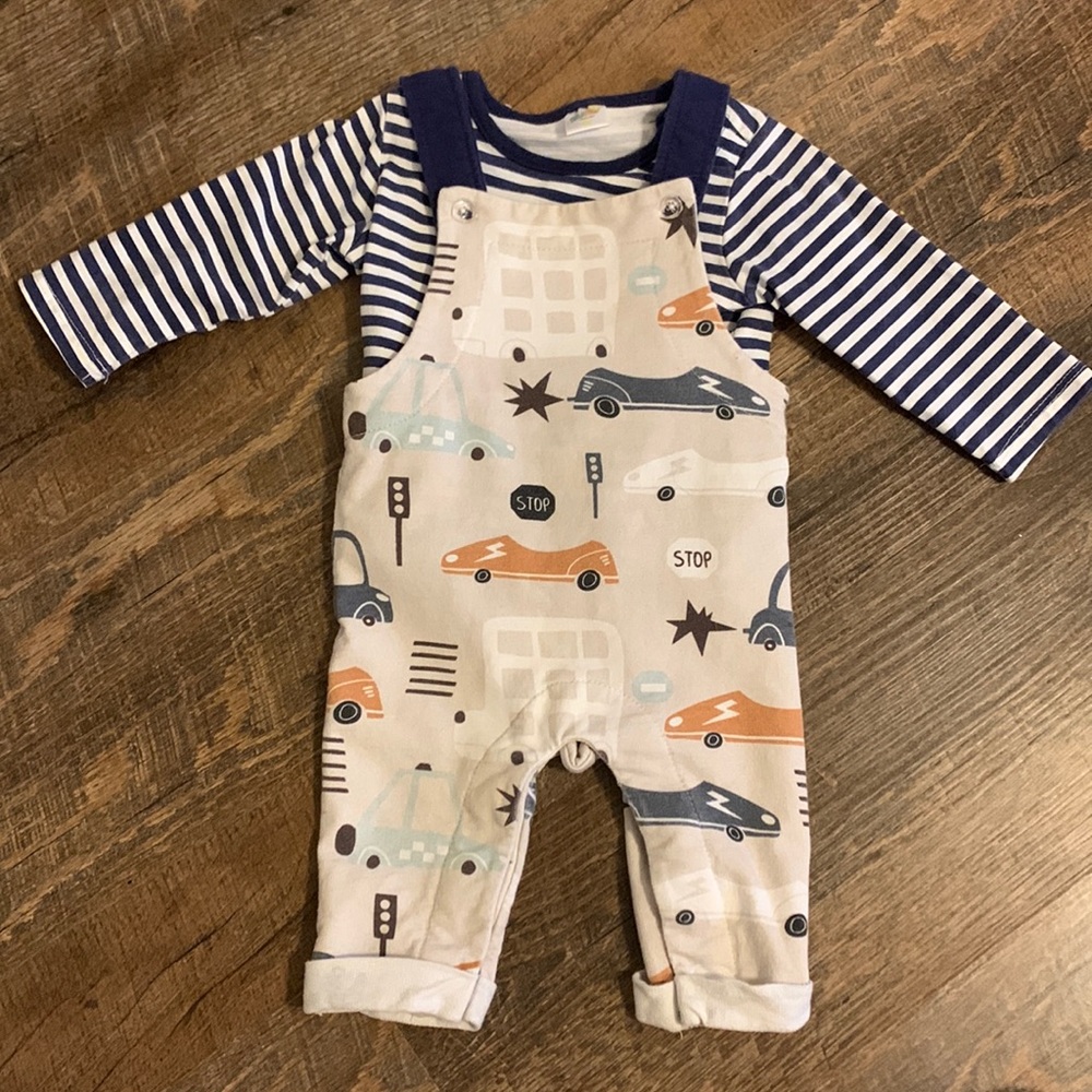 Peppy Mini two piece overall set with cars